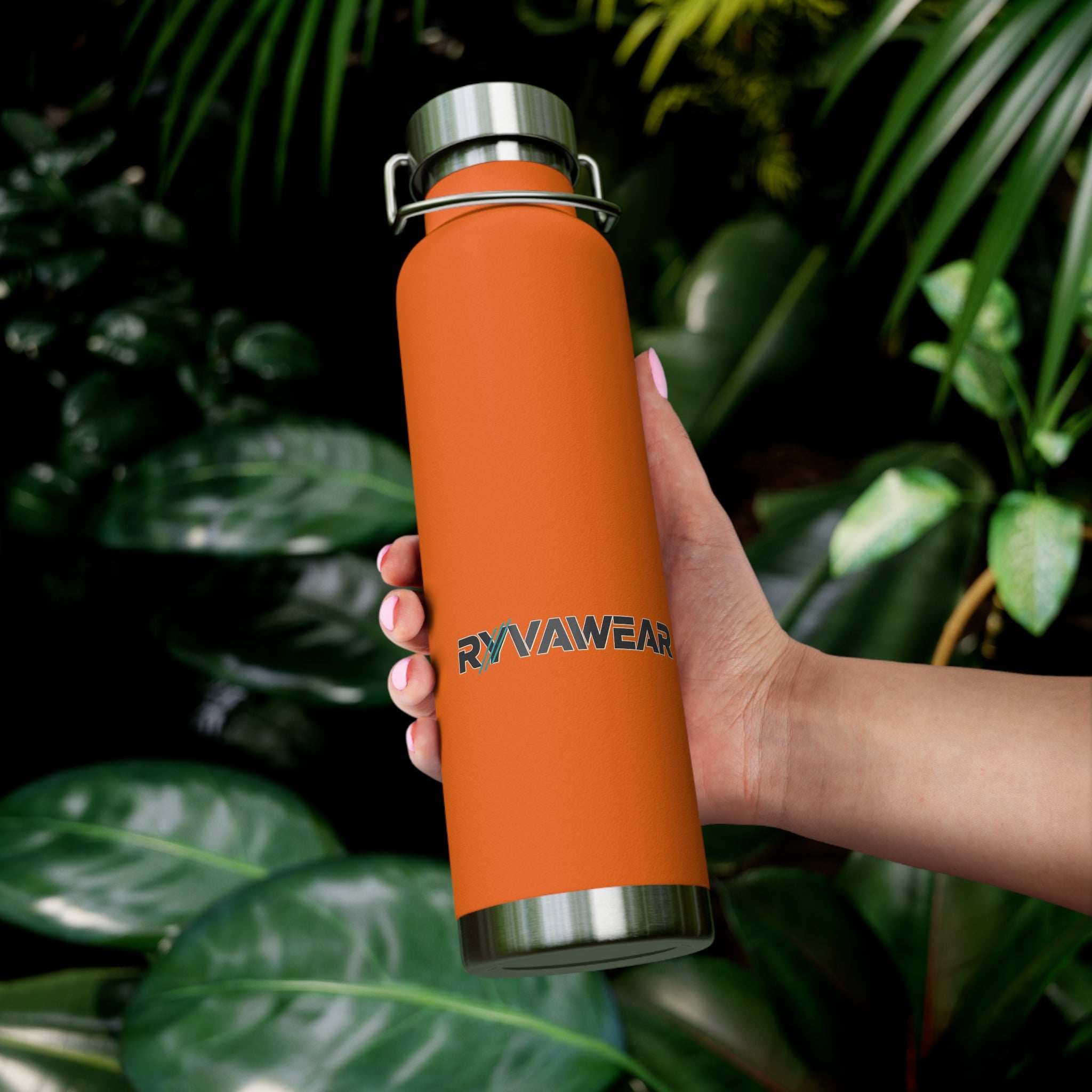 22oz Copper Vacuum Insulated Water Bottle — Double-Wall Stainless Steel Thermos