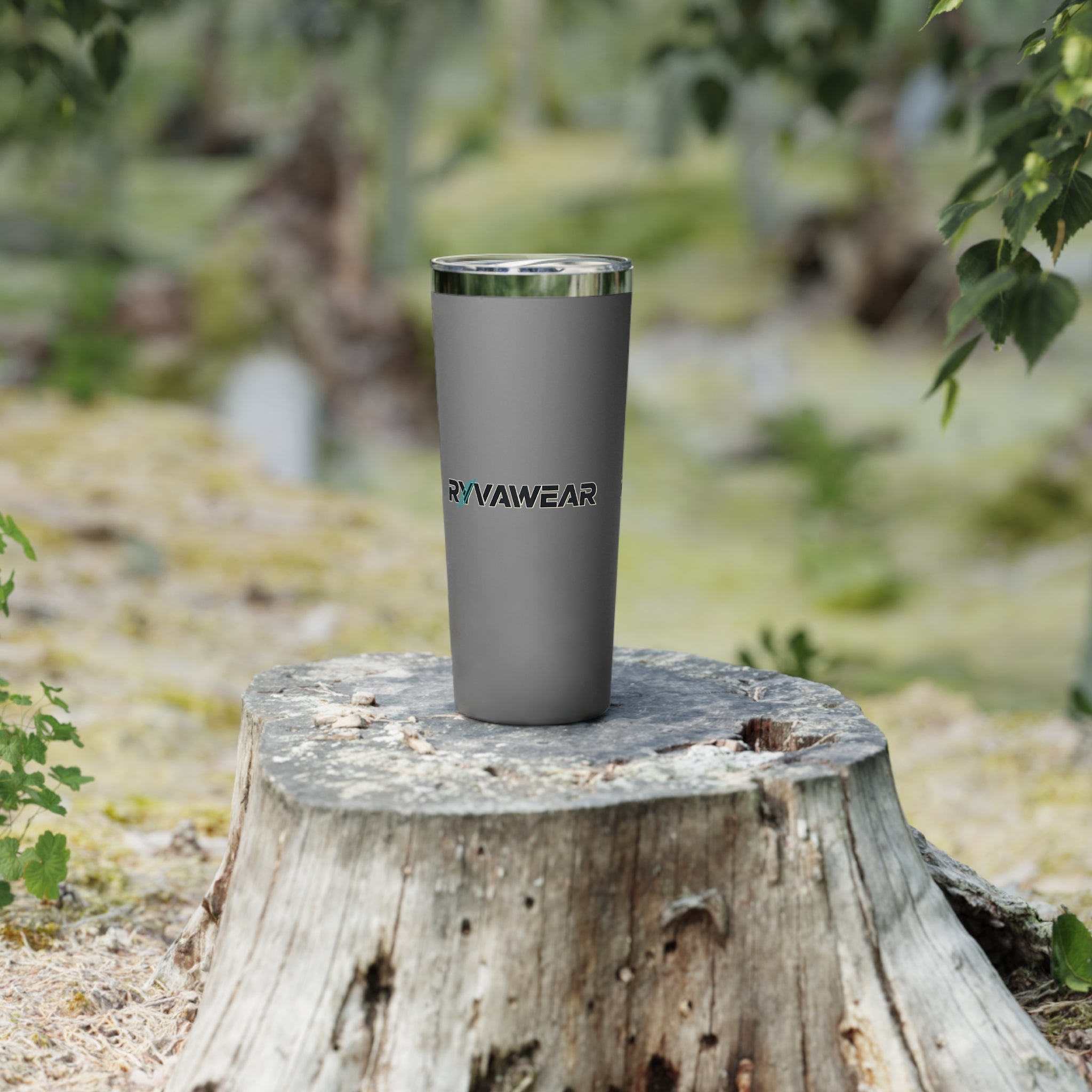 22oz Insulated Tumbler with RYNAWEAR Logo — Double-Wall Copper Vacuum Travel Mug
